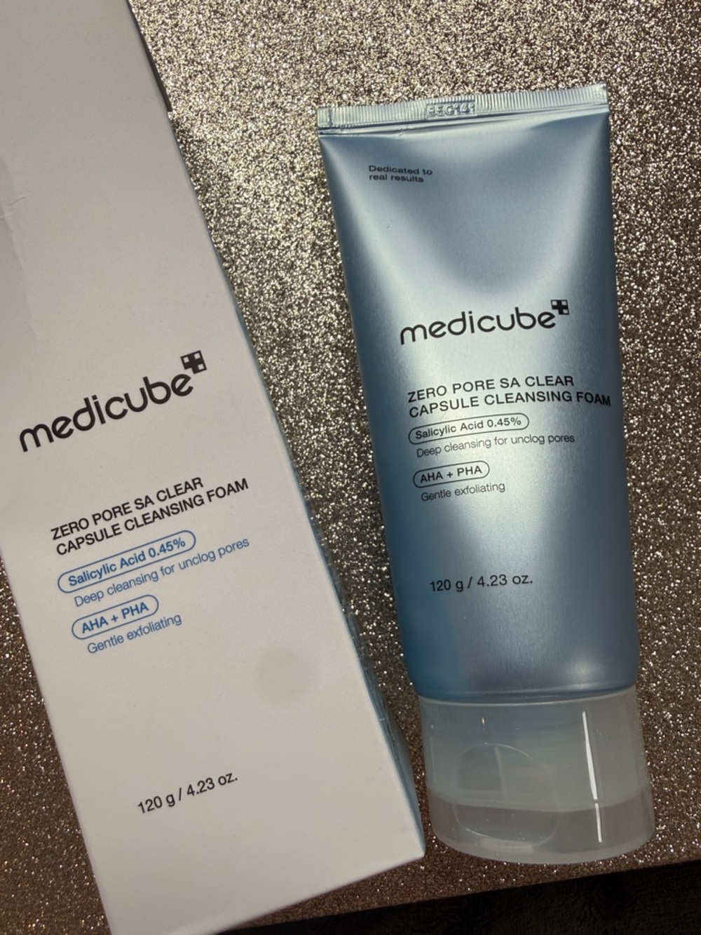 *NEW*4.23oz*Medicube* Zero Pore SA Clear Capsule Cleansing Foam - Light Blue